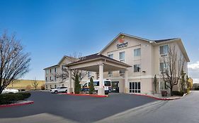 Comfort Inn & Suites Airport Convention Center
